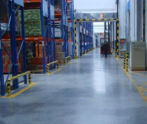 傳統地面與耐磨地坪對比